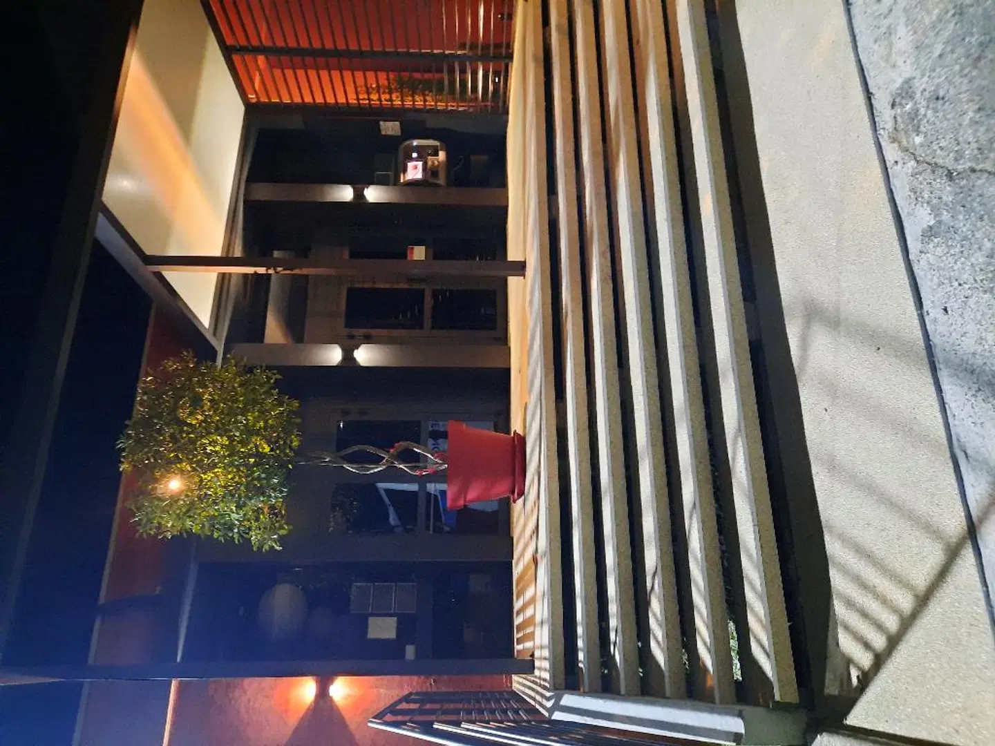 Akena Escatel EXTERIOR