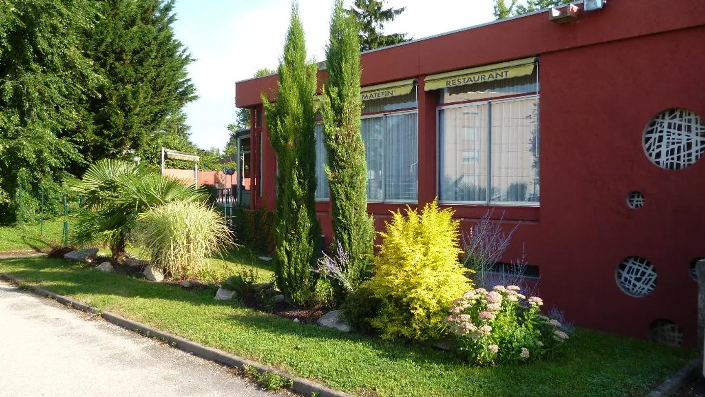 Akena Escatel Garten