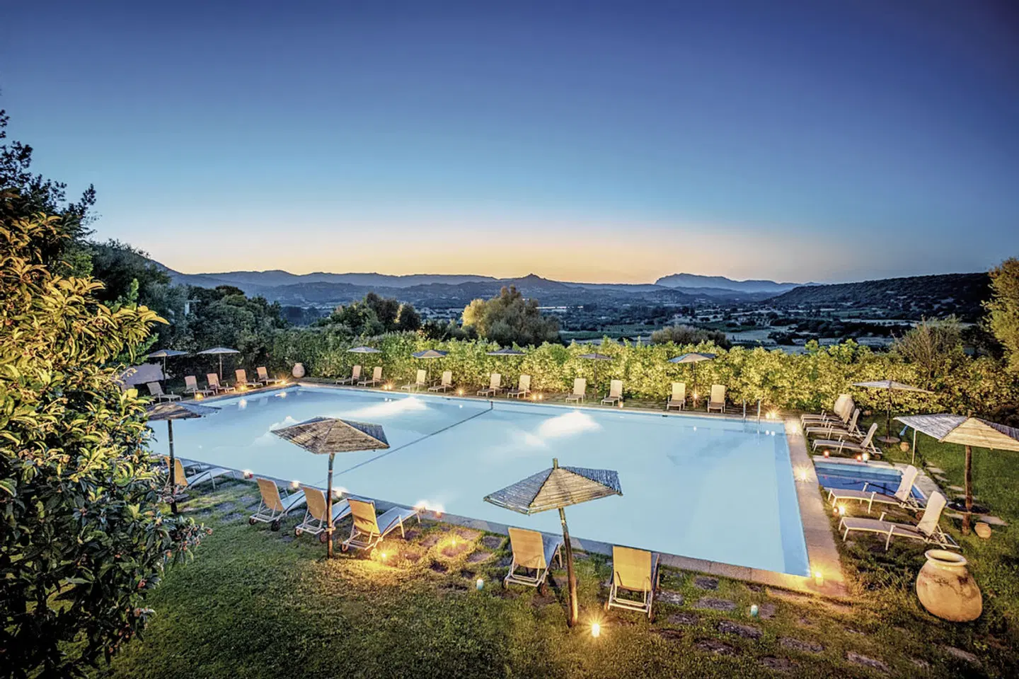 Su Gologone Experience Hotel OUTDOOR_POOL