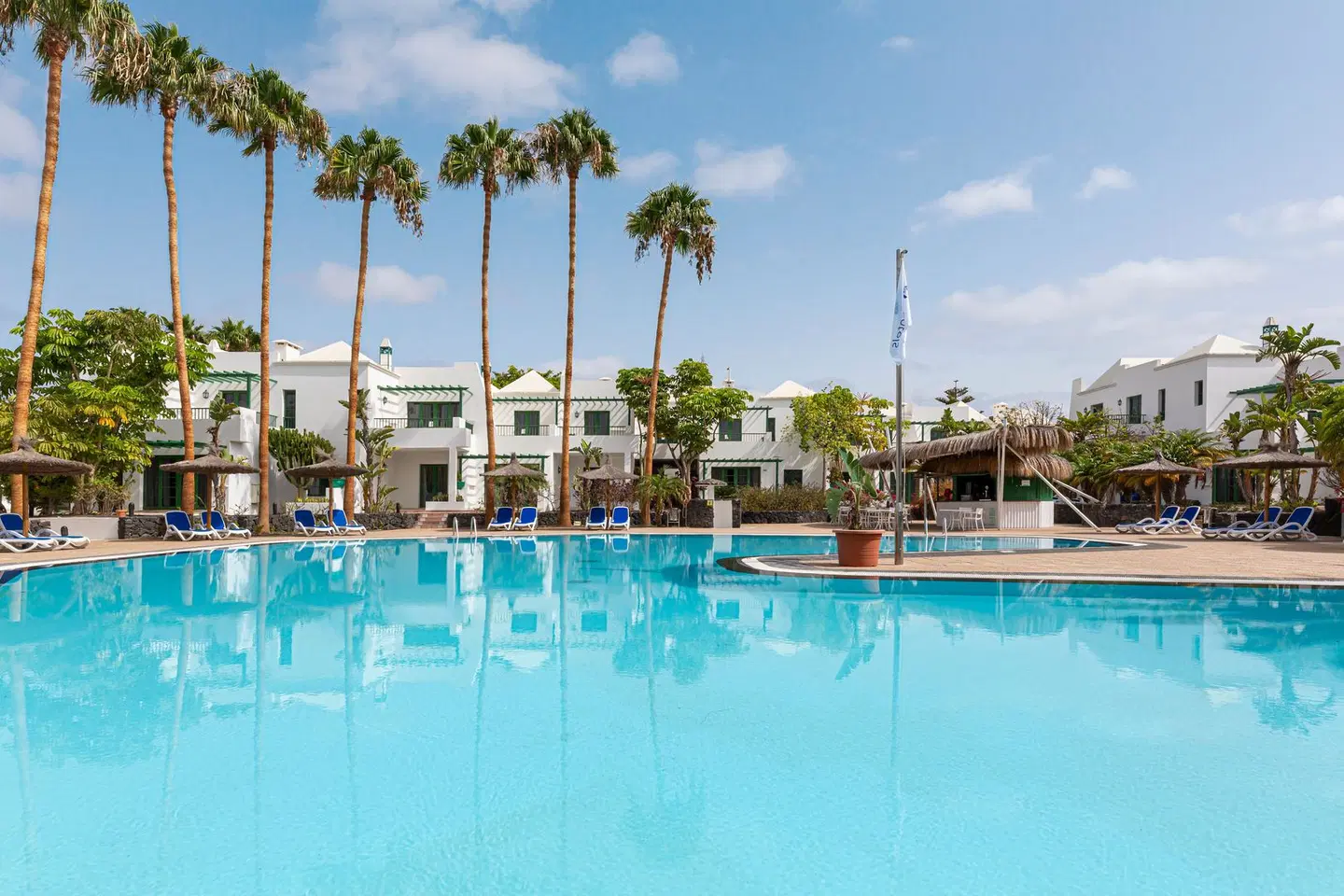 THB Royal OUTDOOR_POOL