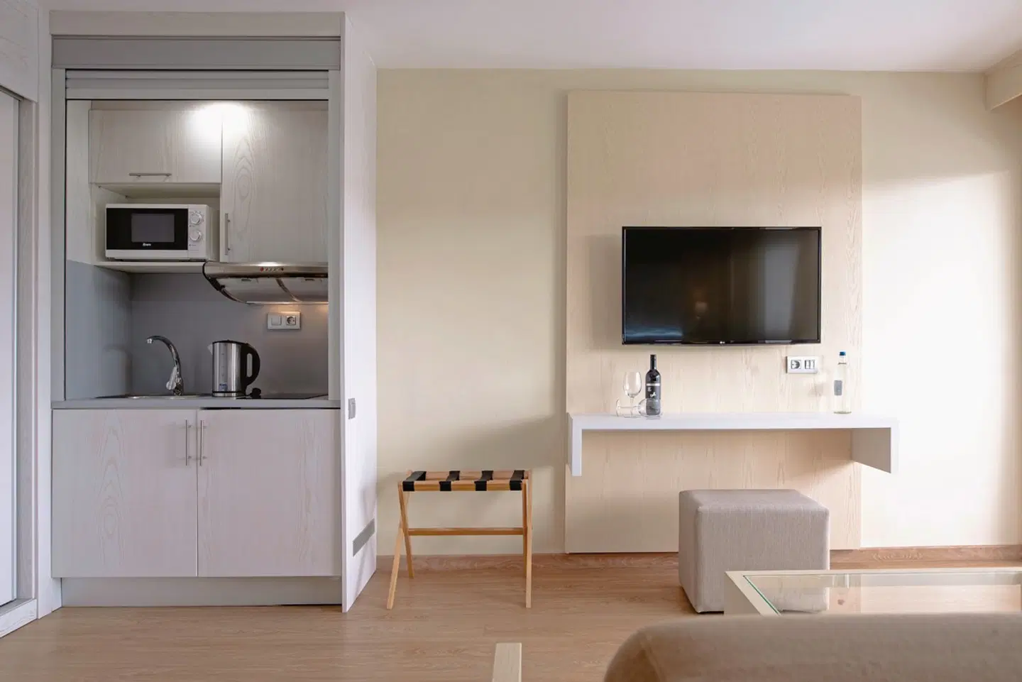 HL Suite Nardos ROOM_EXAMPLE