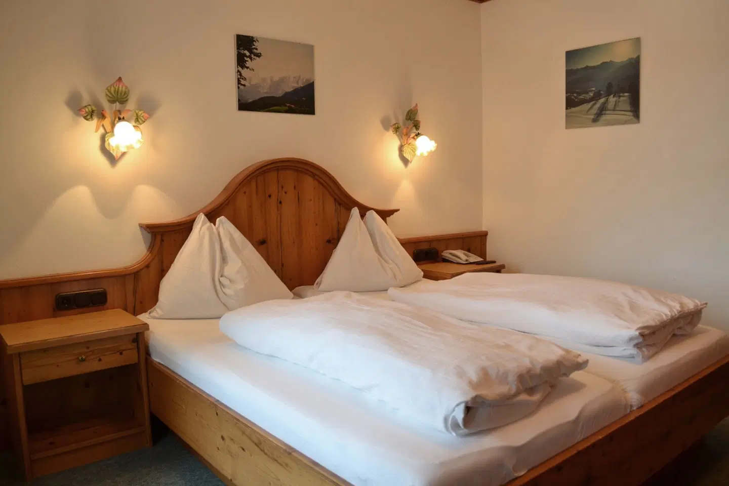 Hotel Aurach ROOM_EXAMPLE