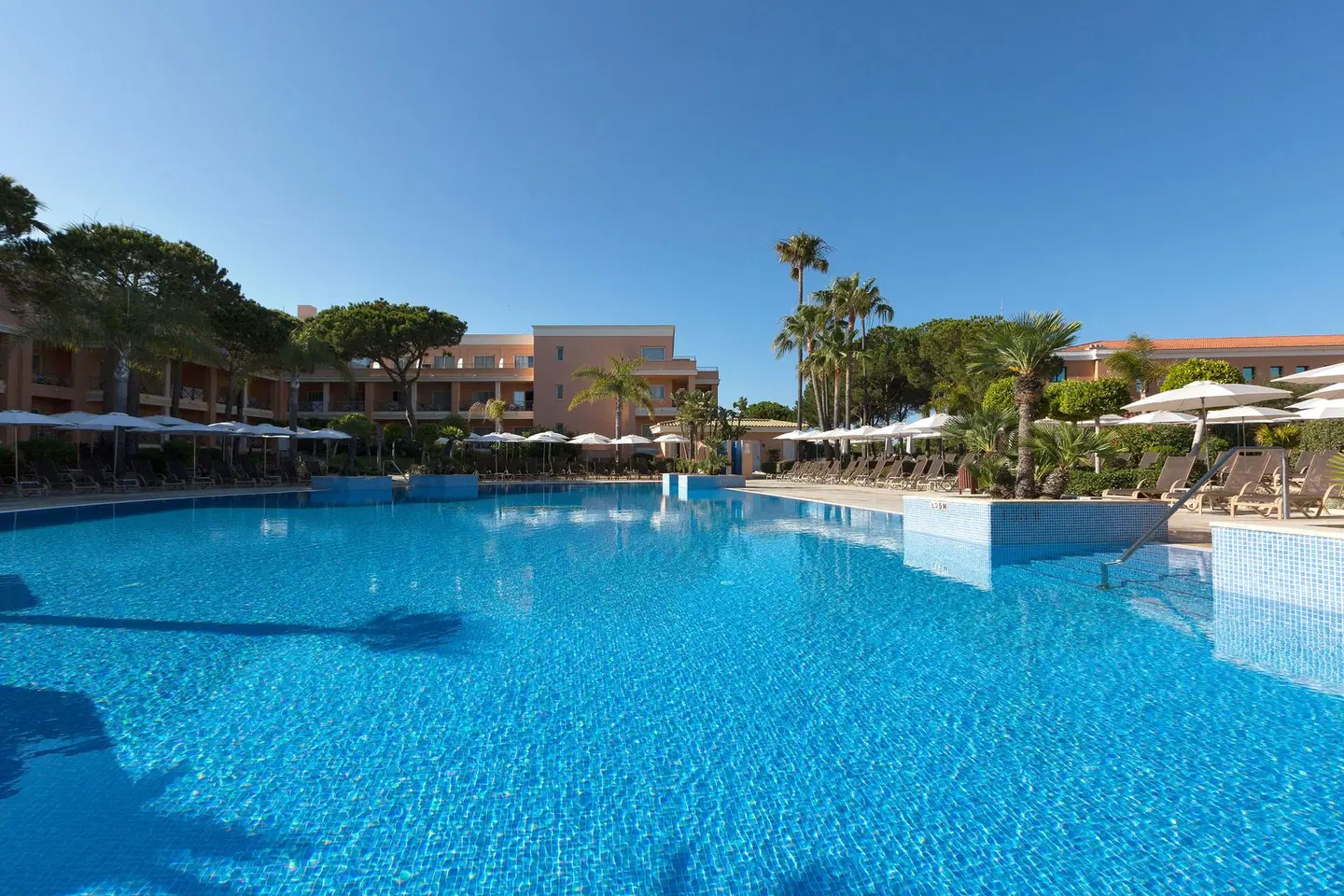 Hipotels Barrosa Garden OUTDOOR_POOL