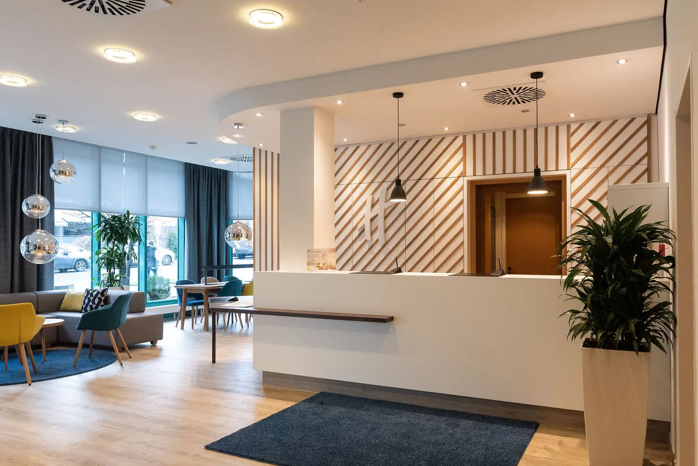 FOUR Essen City Centre LOUNGE_LOBBY