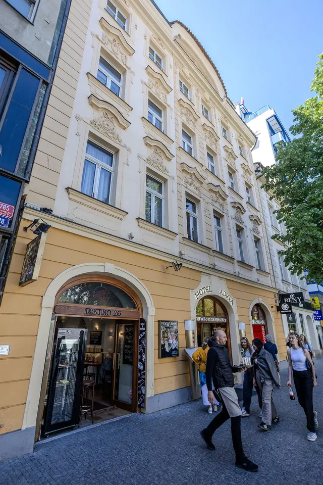 Adria Hotel Prague EXTERIOR