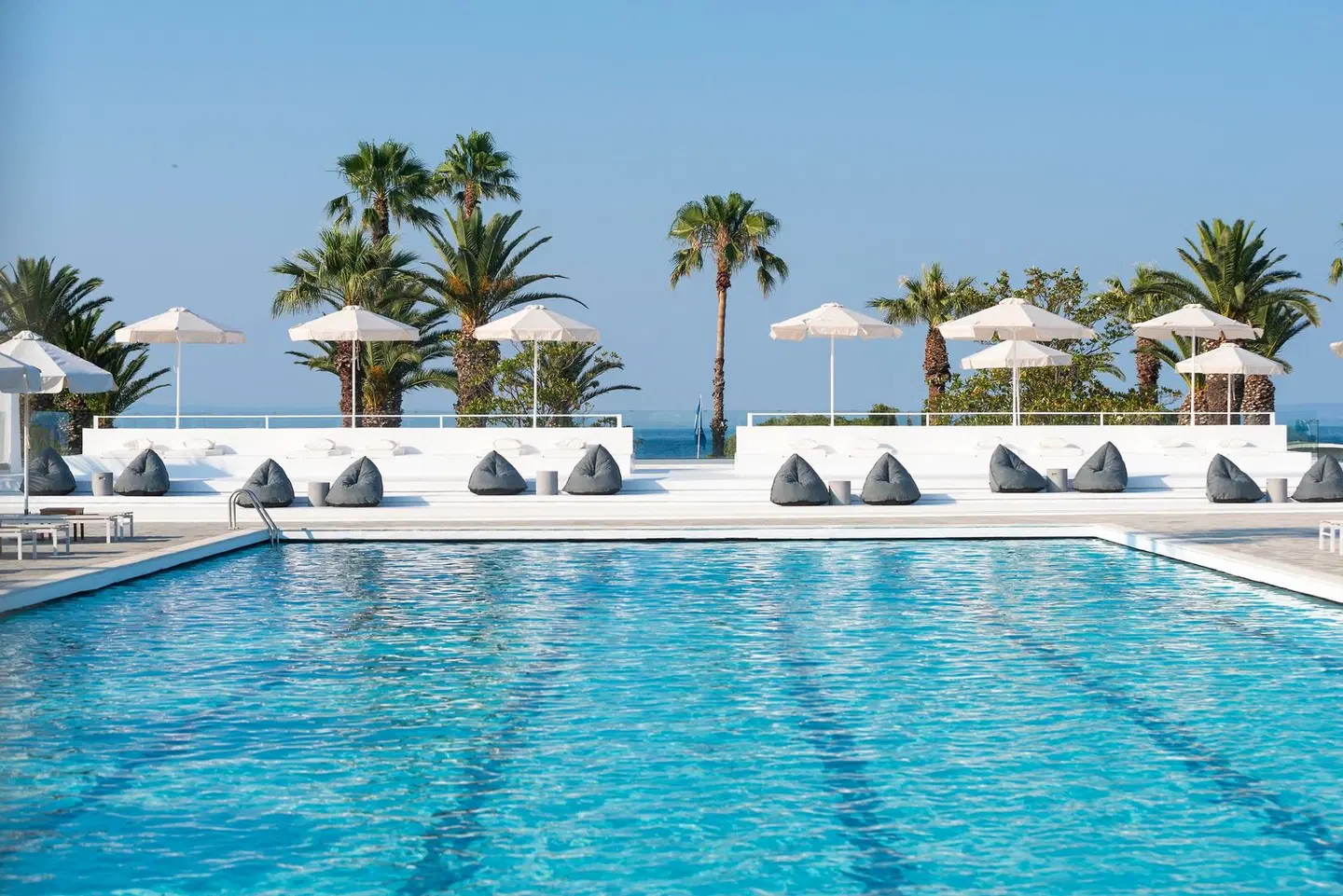Kassandra Palace Seaside Resort OUTDOOR_POOL
