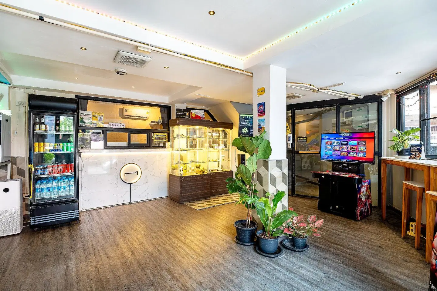 Oh Bangkok Hostel Bar