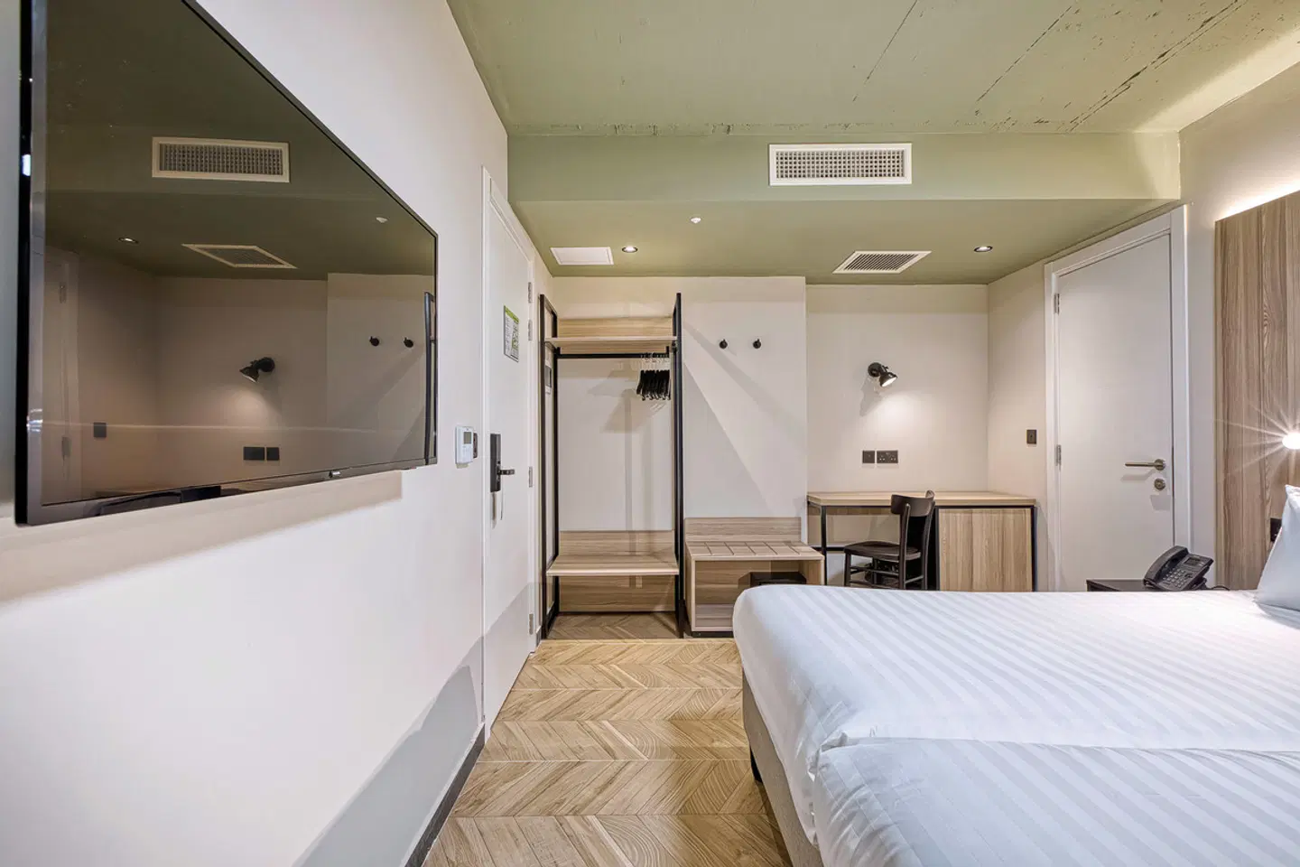 VITA Hotel & Rooftop ROOM_EXAMPLE