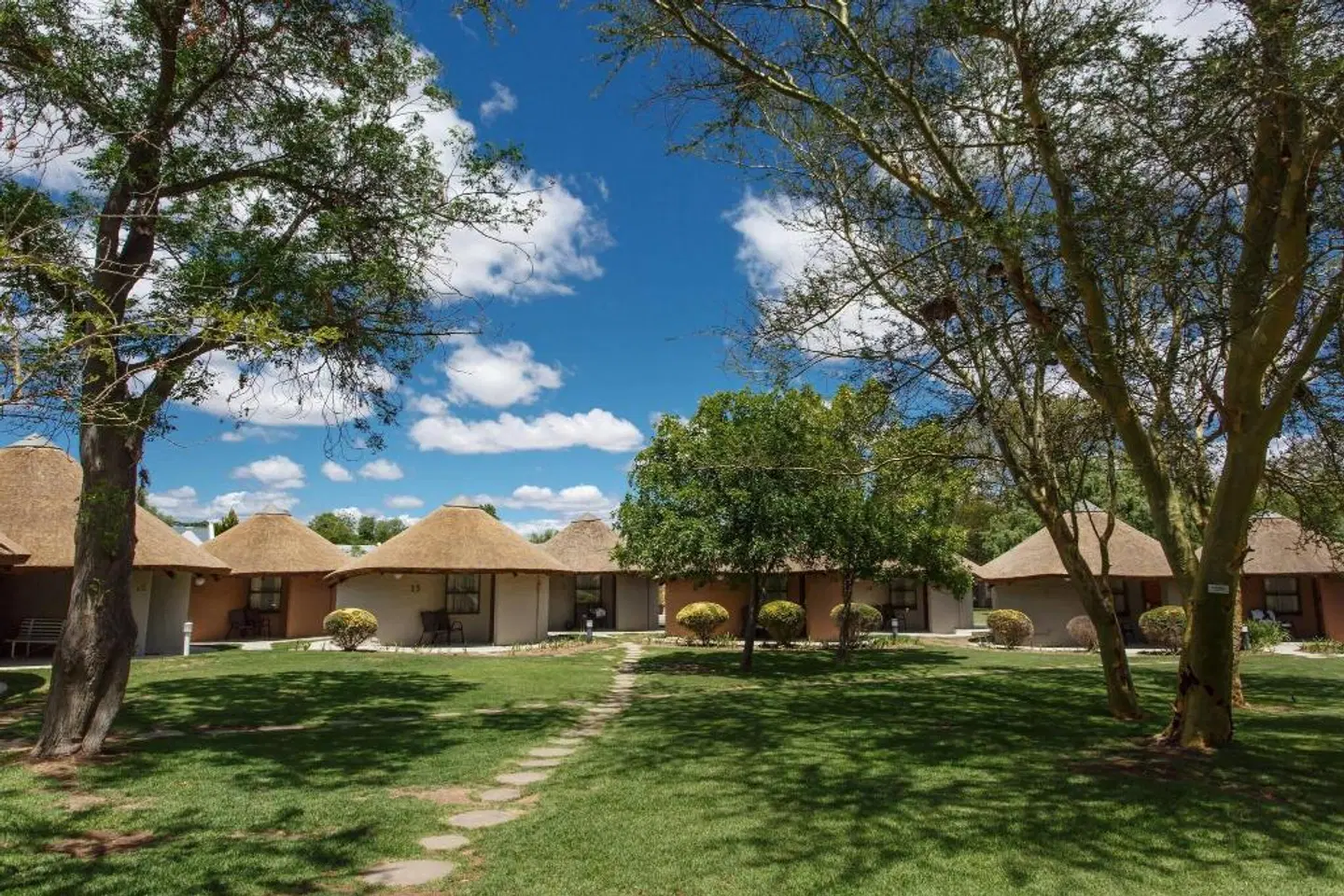 Protea Hotel by Marriott Oudtshoorn Riempie Estate EXTERIOR