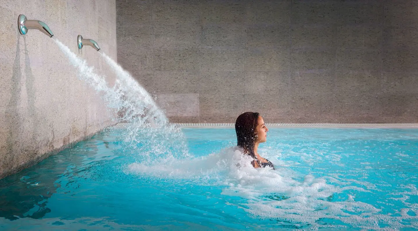 H10 Ocean Dreams Hallenbad