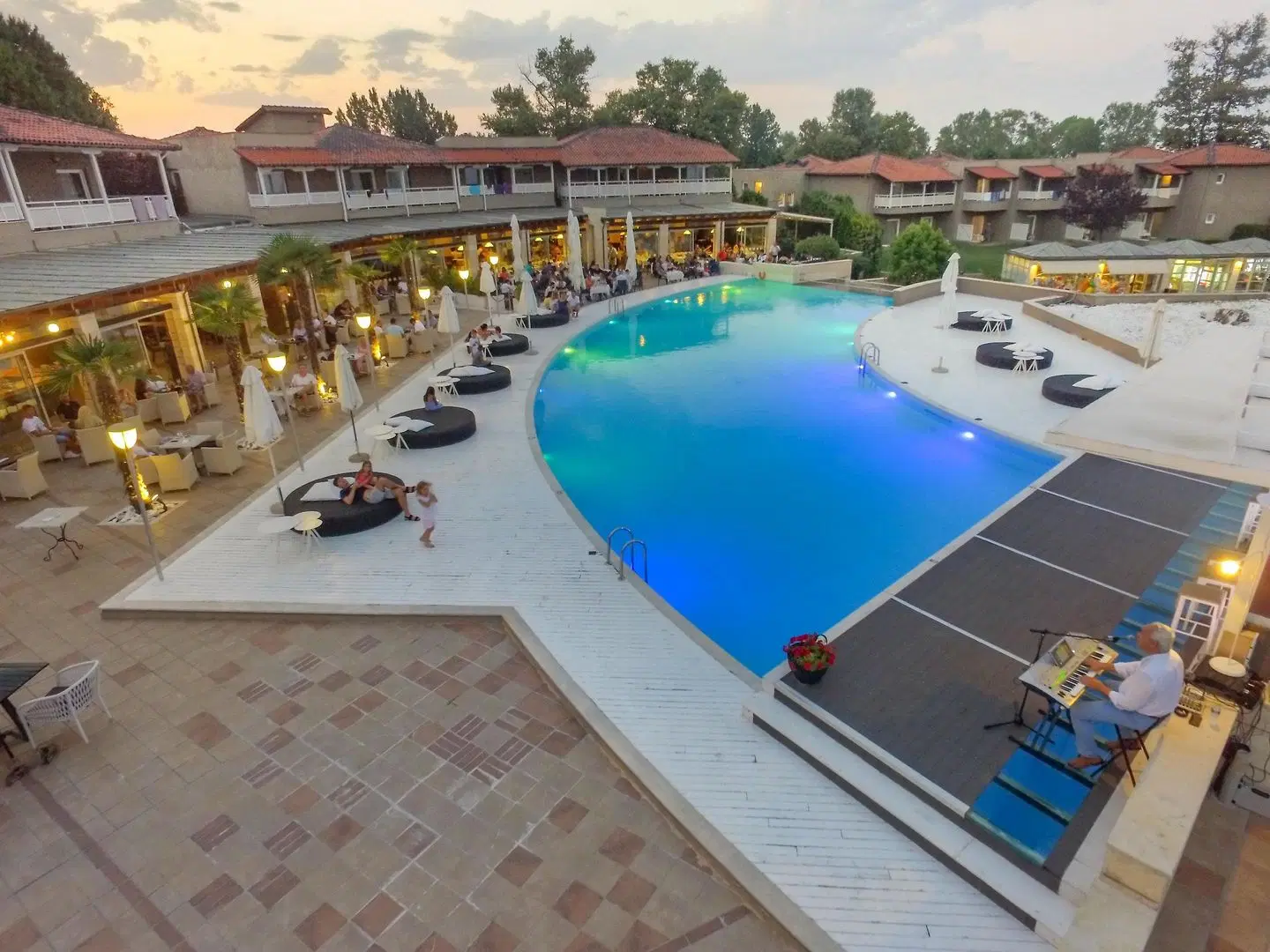 Dion Palace Resort & Spa OUTDOOR_POOL