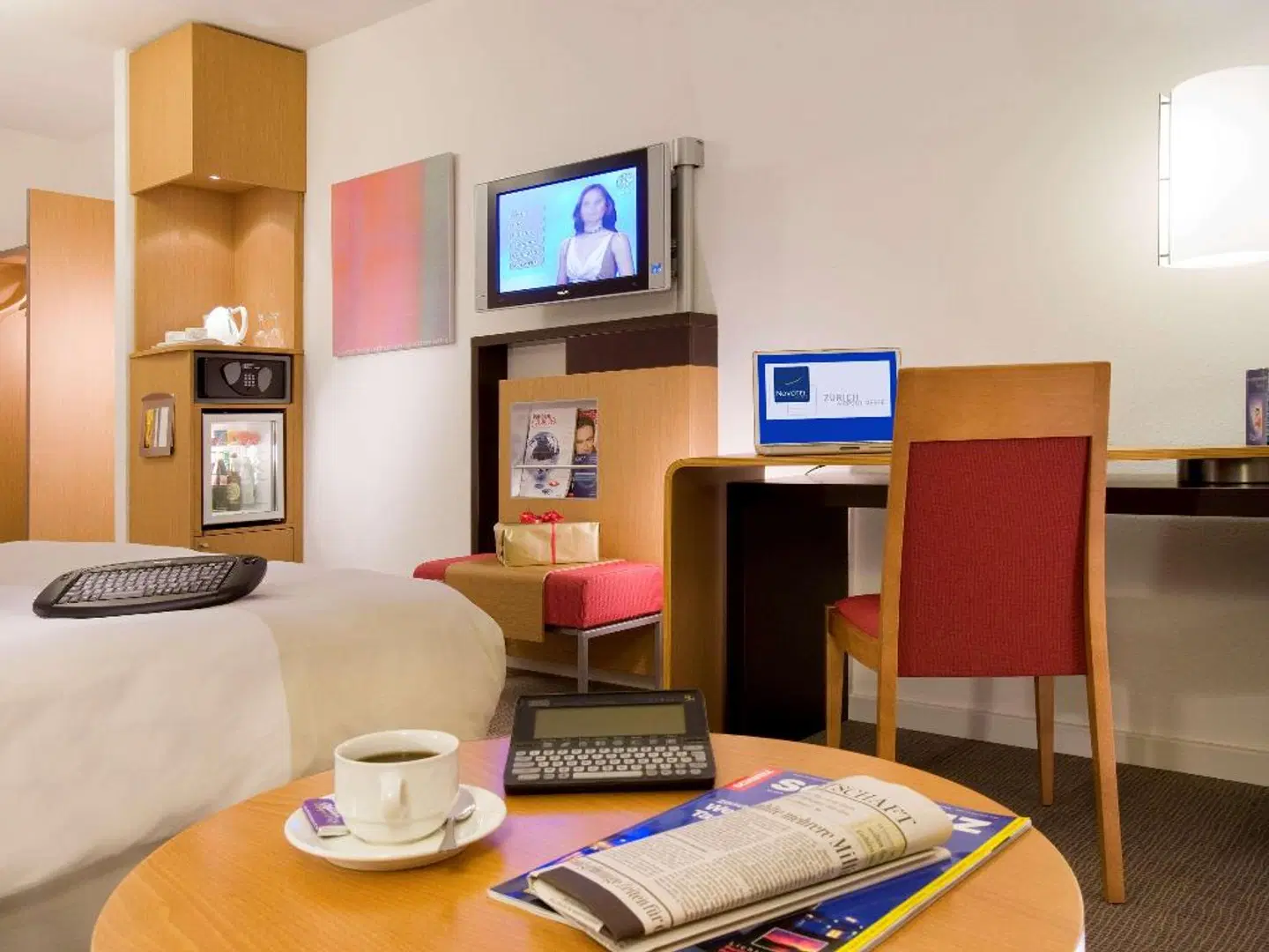 Novotel Zurich Airport Messe Hotel ROOM_EXAMPLE