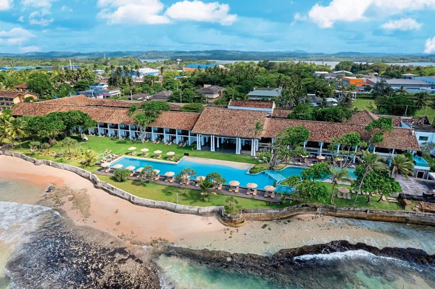 The Fortress Resort & Spa EXTERIOR