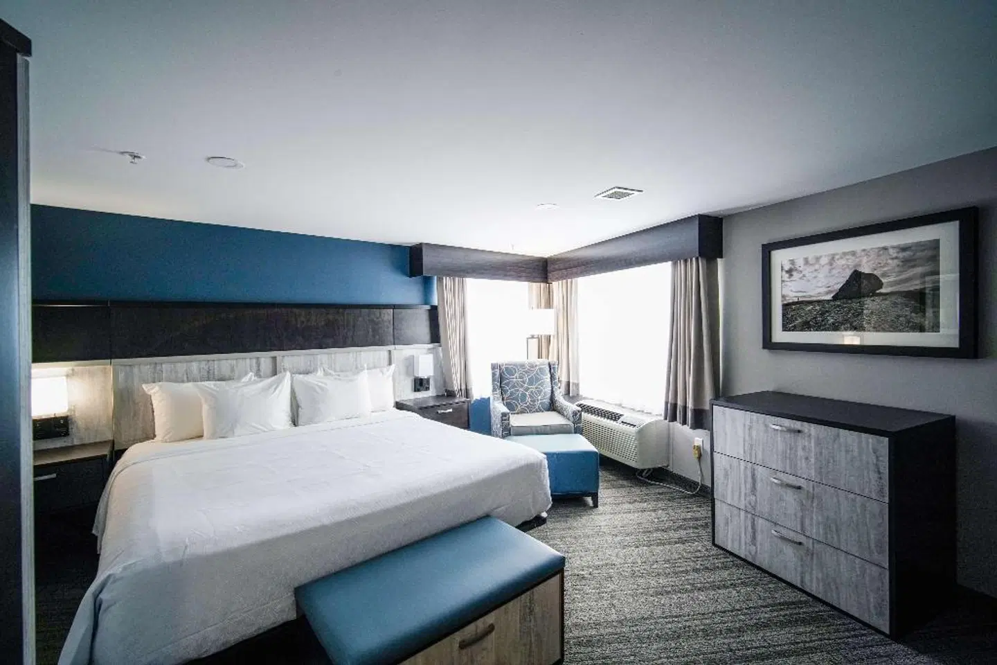 Best Western Plus Chocolate Lake Hotel ROOM_EXAMPLE