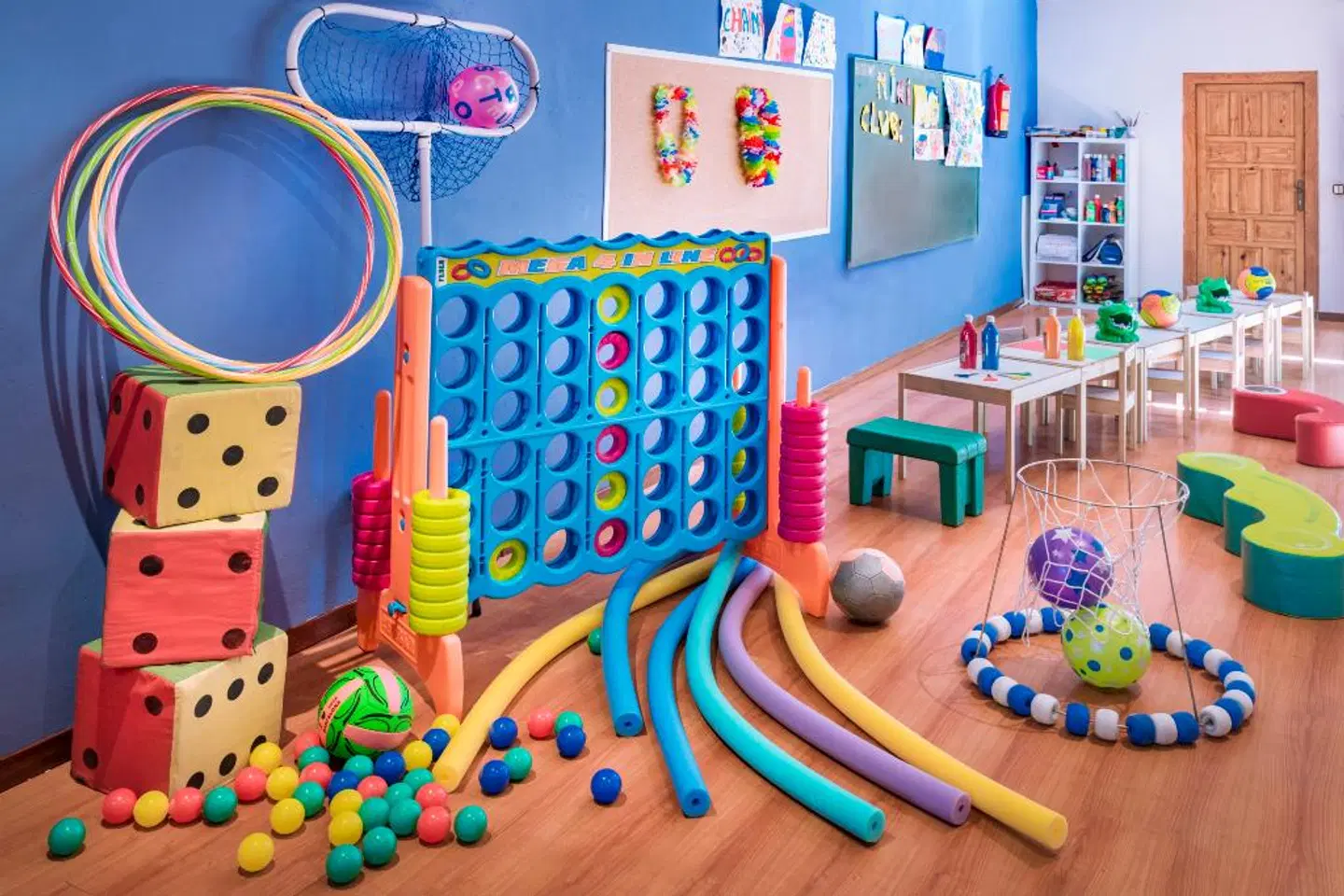 4R Gran Europe SPORTS_AND_LEISURE