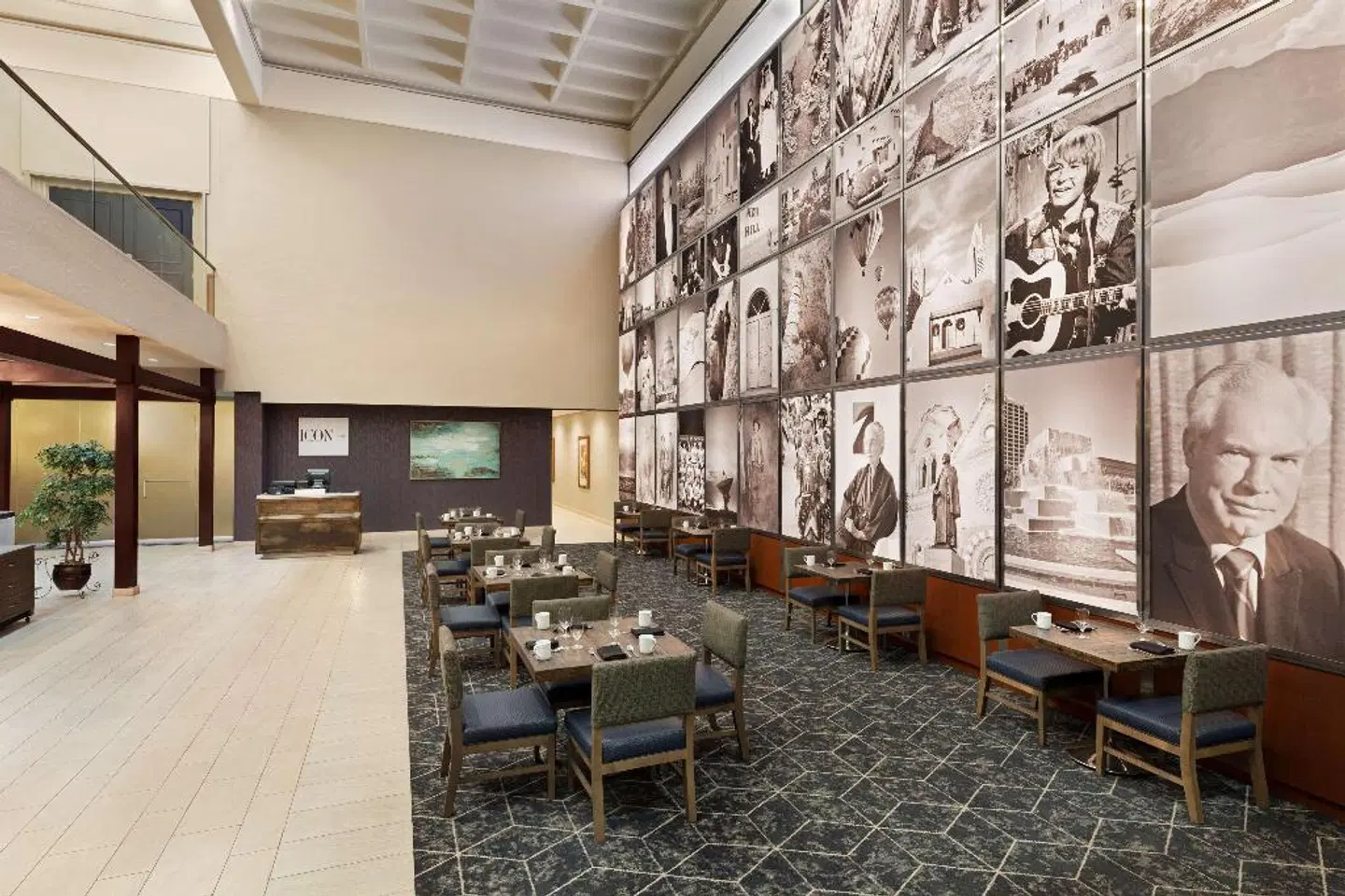 DoubleTree by Hilton Downtown Albuquerque ROOM_EXAMPLE