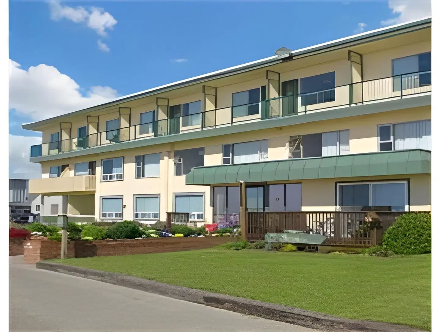 Seashore Inn on the Beach Seaside EXTERIOR