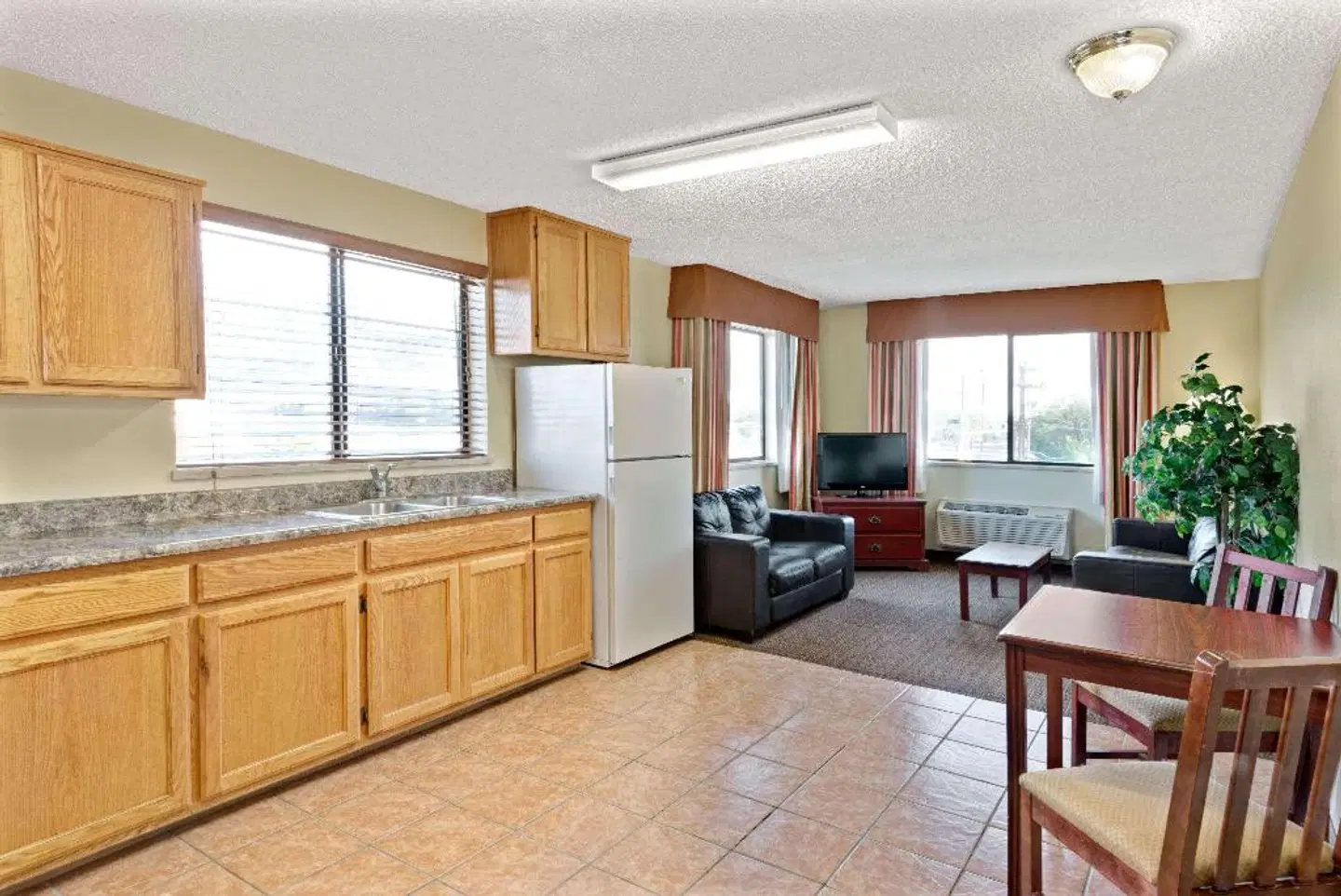 Days Inn by Wyndham Bernalillo ROOM_EXAMPLE