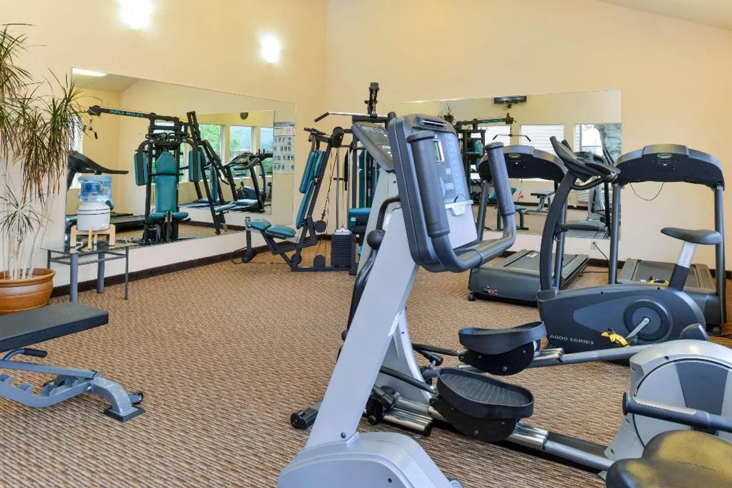 Best Western PLUS Landmark Inn SPORTS_AND_LEISURE