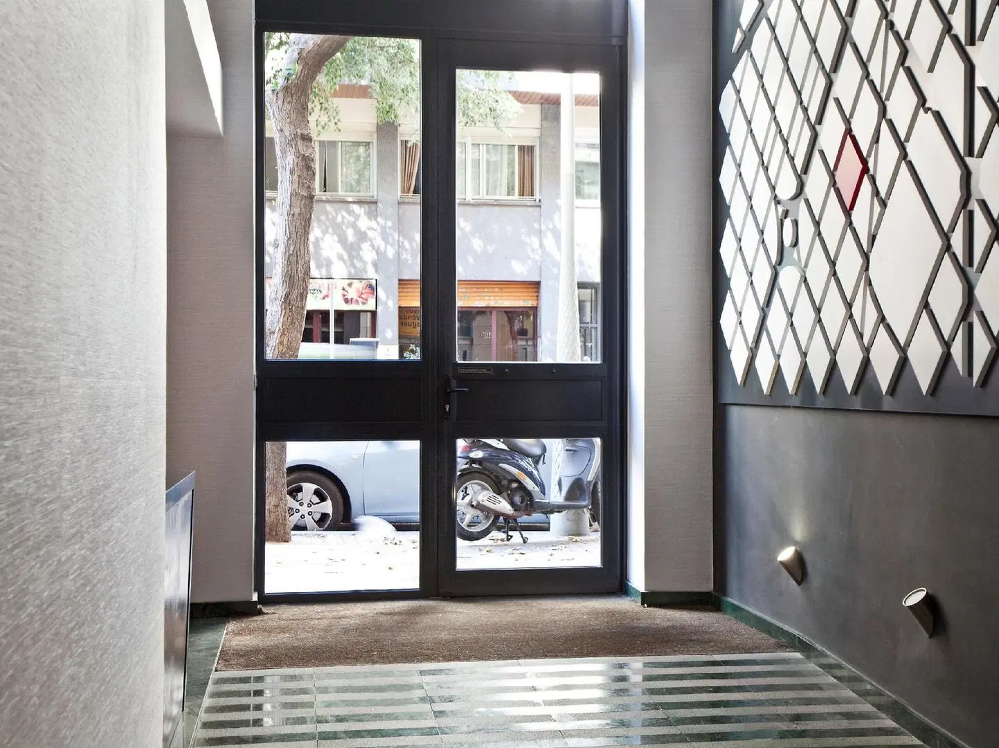 AinB Sagrada Familia Apartments HEALTH_BEAUTY