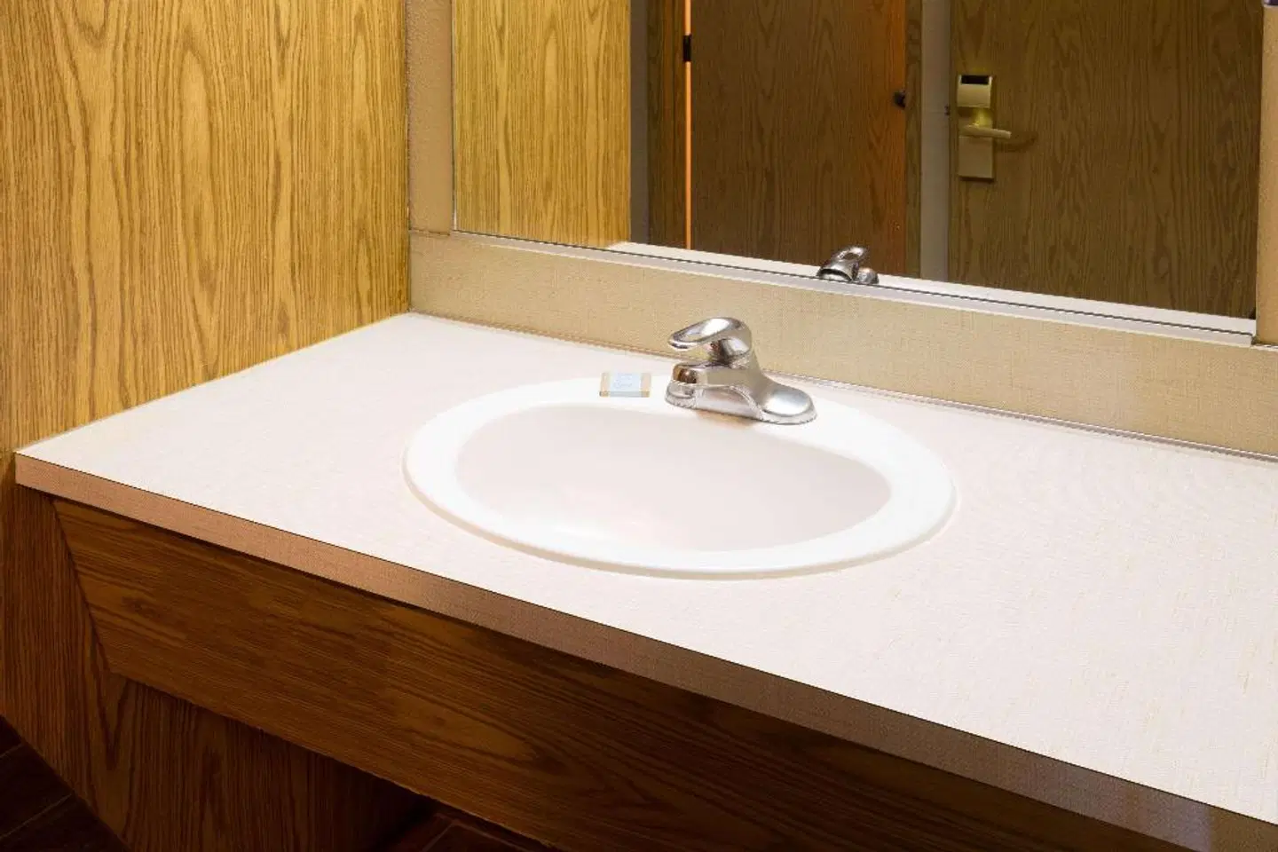 Travelodge East Portland / Gresham Badezimmer