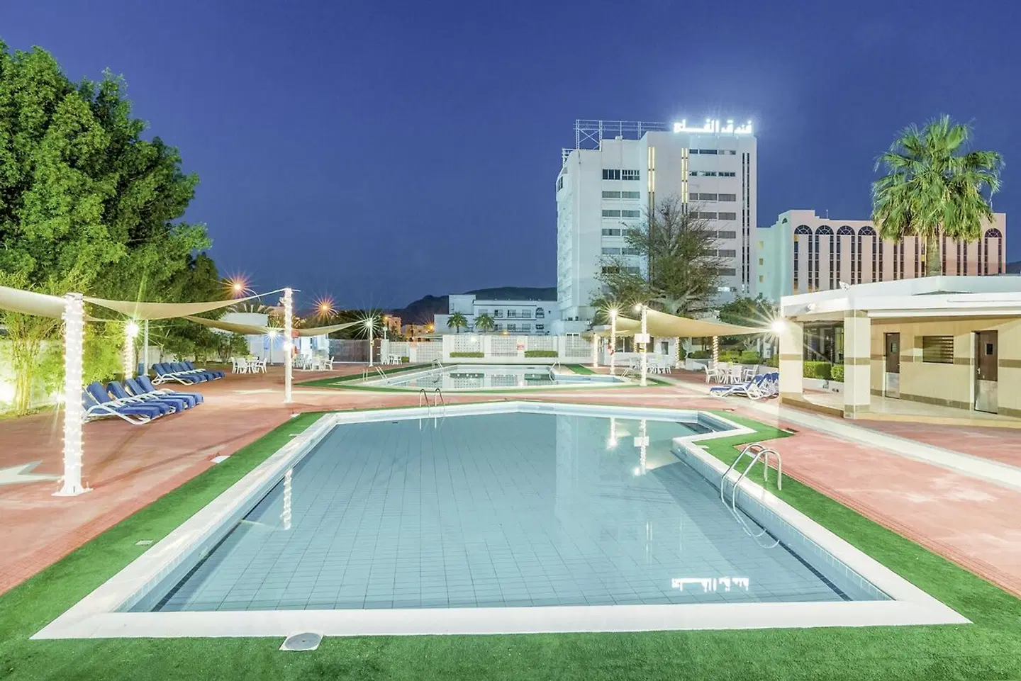 Al Falaj Hotel OUTDOOR_POOL
