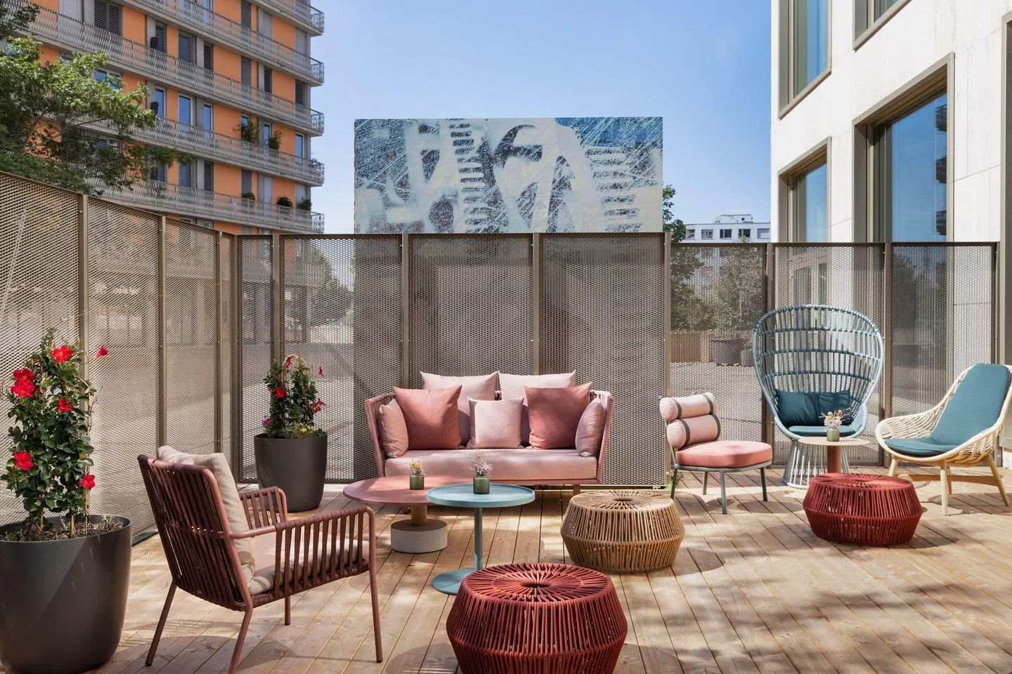 Renaissance Zurich Tower Hotel Terrasse