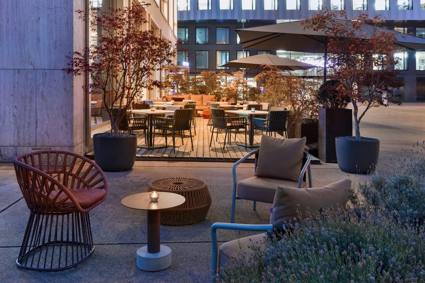 Renaissance Zurich Tower Hotel Terrasse