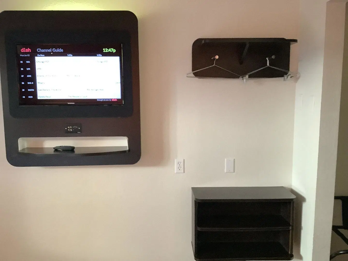 Motel 6 Carlsbad, CA - Village ROOM_EXAMPLE