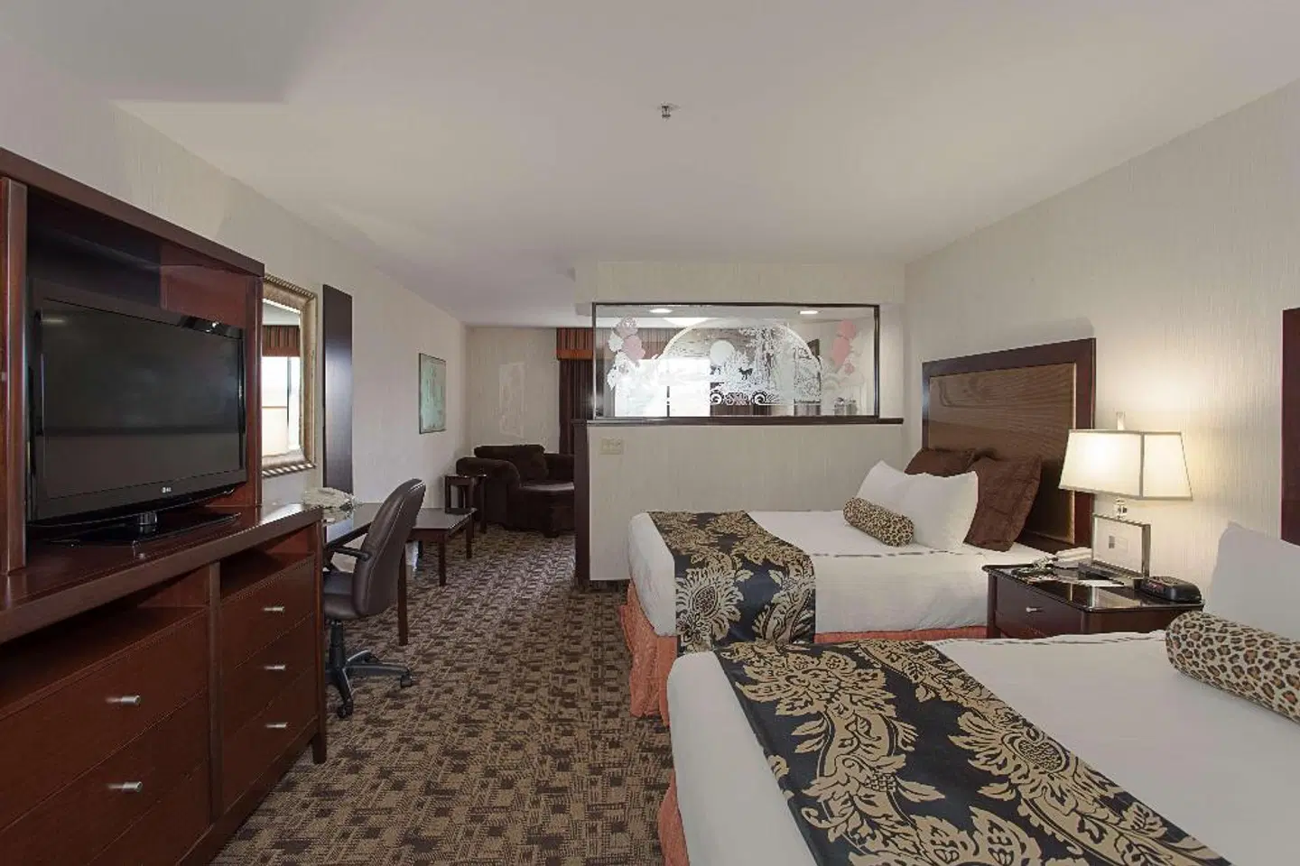 Shilo Inn Portland Airport ROOM_EXAMPLE