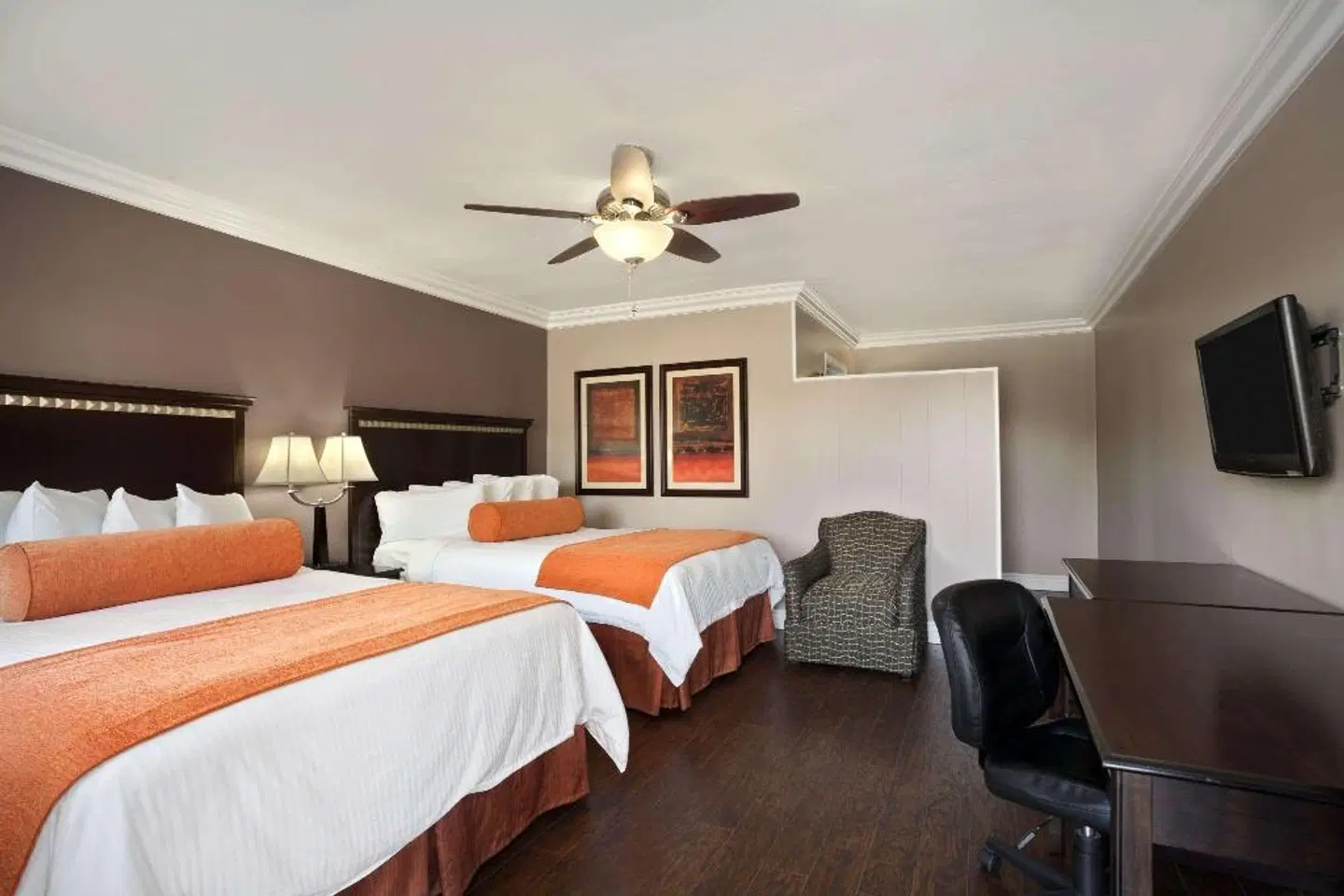 Travelodge Santa Maria ROOM_EXAMPLE