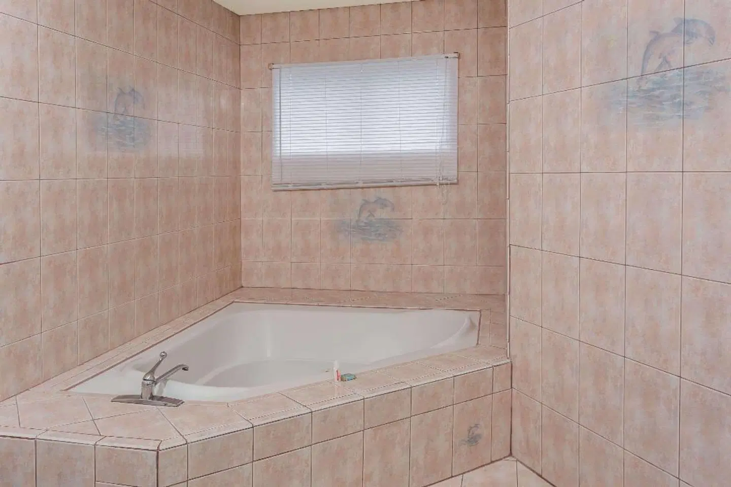 San Clemente Beach Travelodge Badezimmer