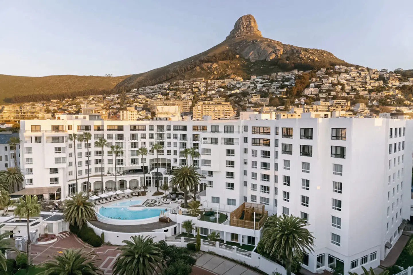 The President Hotel EXTERIOR