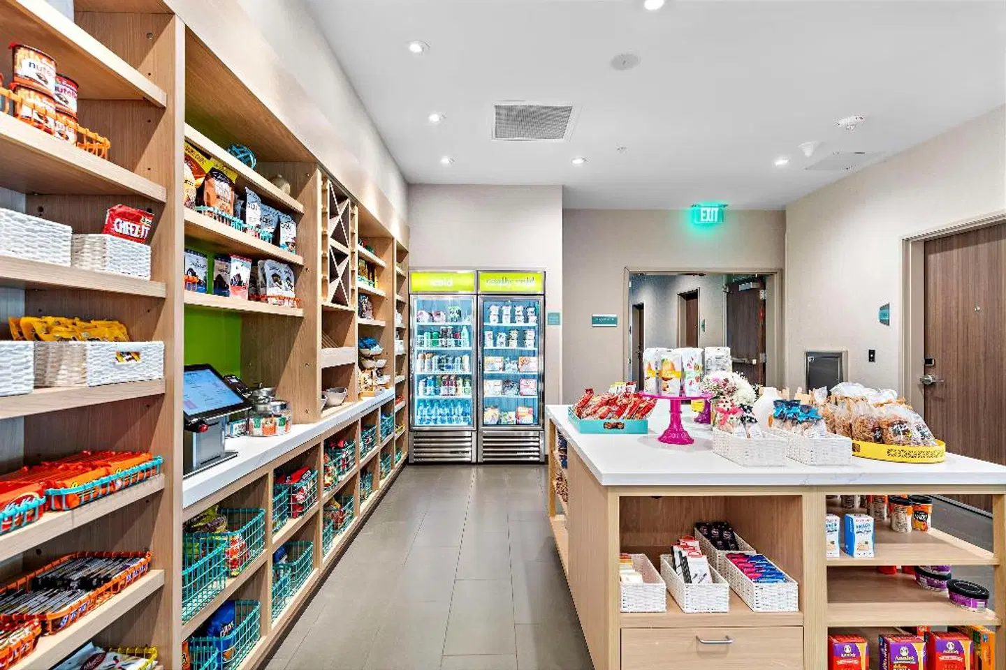 Home2 Suites by Hilton San Bernardino Bar