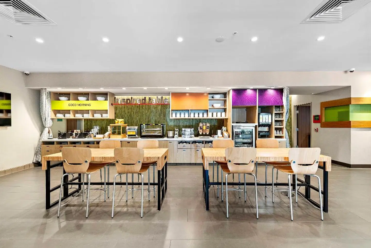 Home2 Suites by Hilton San Bernardino Bar