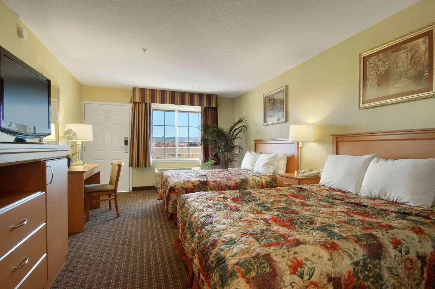 Days Inn by Wyndham Hayward Airport ROOM_EXAMPLE