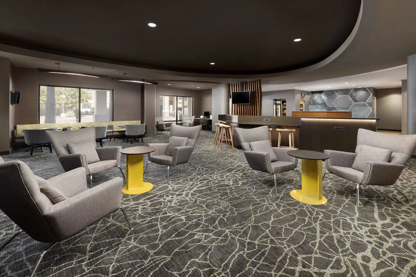 SpringHill Suites by Marriott Fresno Bar