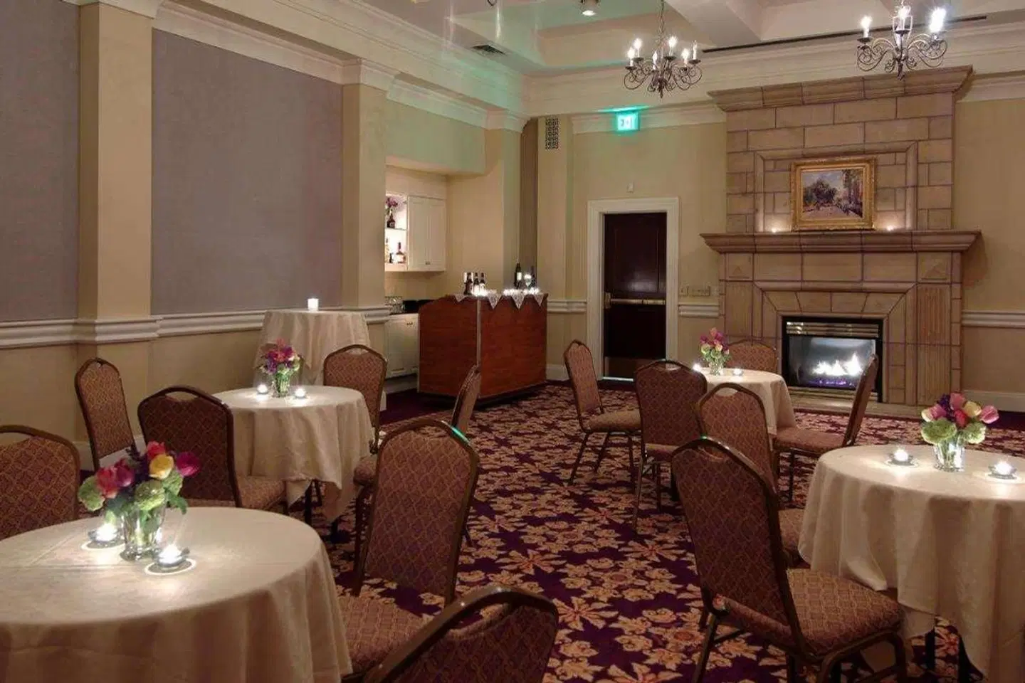 Embassy Suites by Hilton Portland Downtown Restaurant