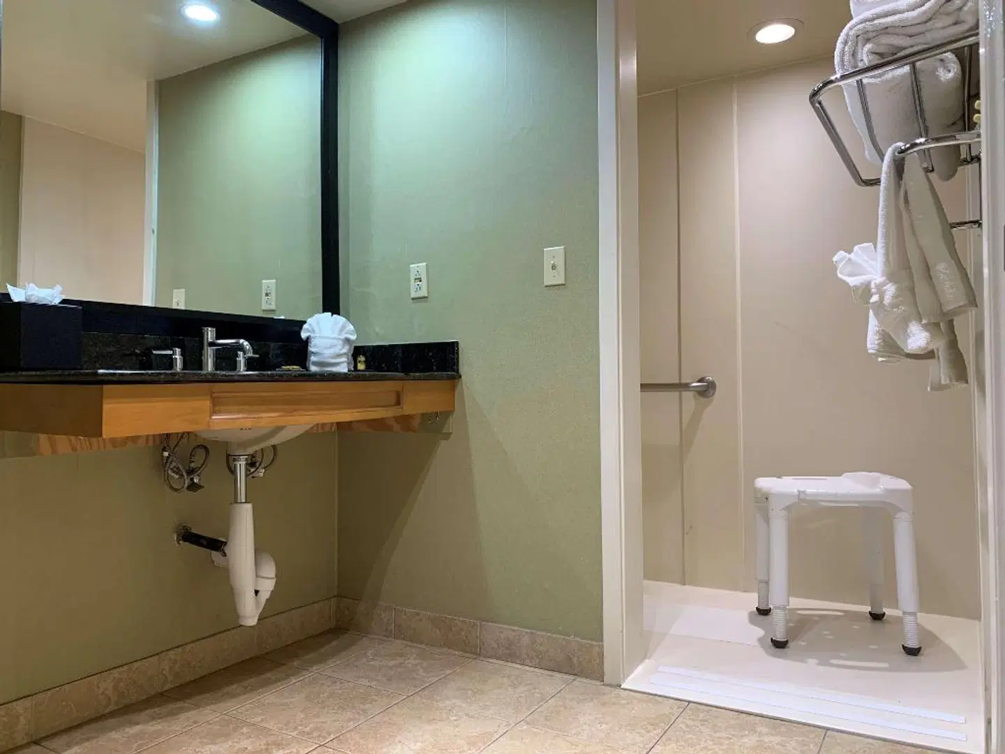 BEST WESTERN PLUS Las Brisas Hotel Badezimmer