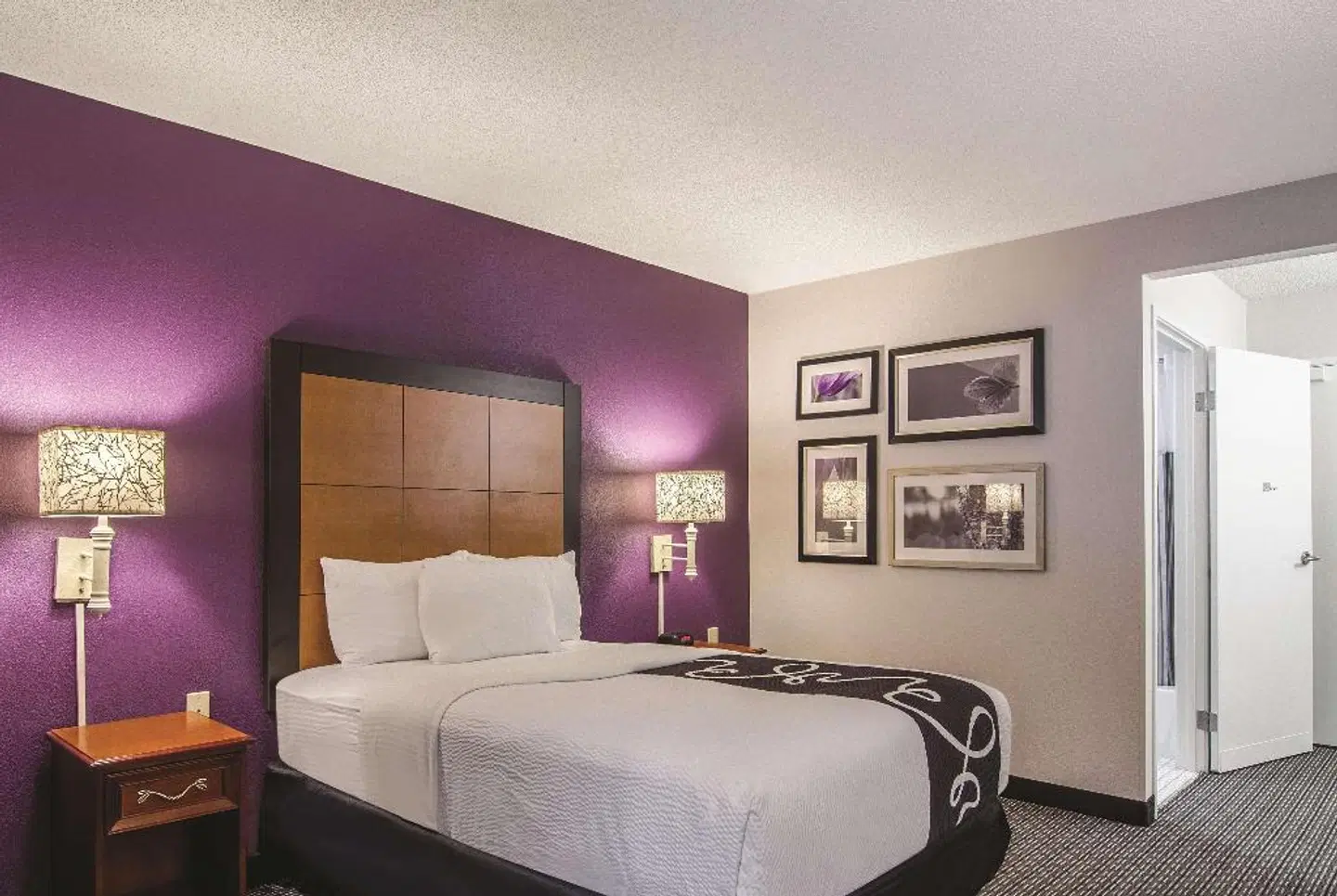 La Quinta Inn Sacramento Downtown ROOM_EXAMPLE