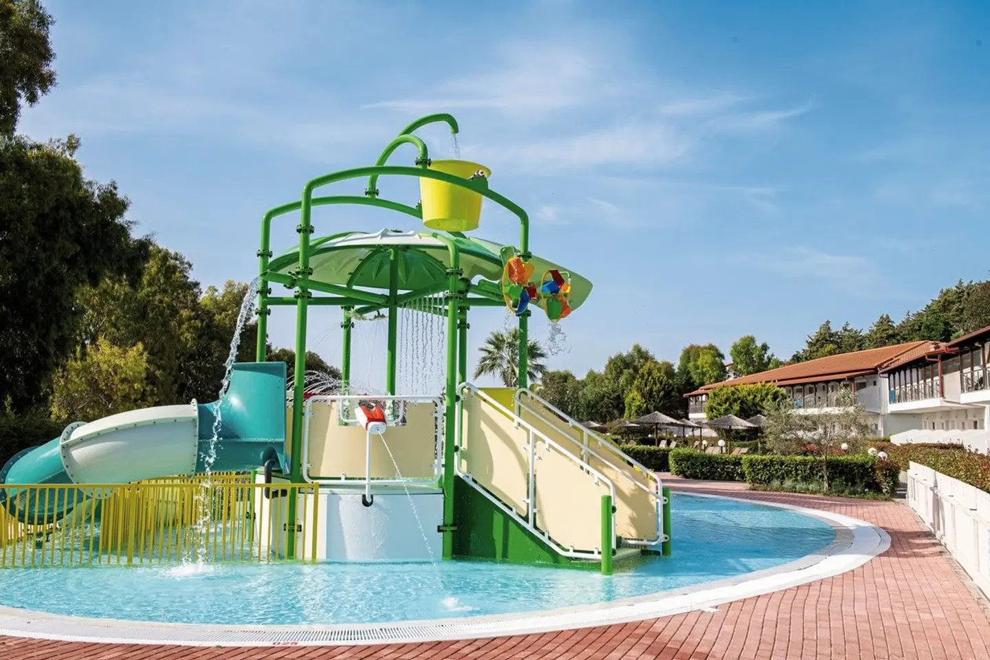 Hotel Alexandros Palace OUTDOOR_POOL