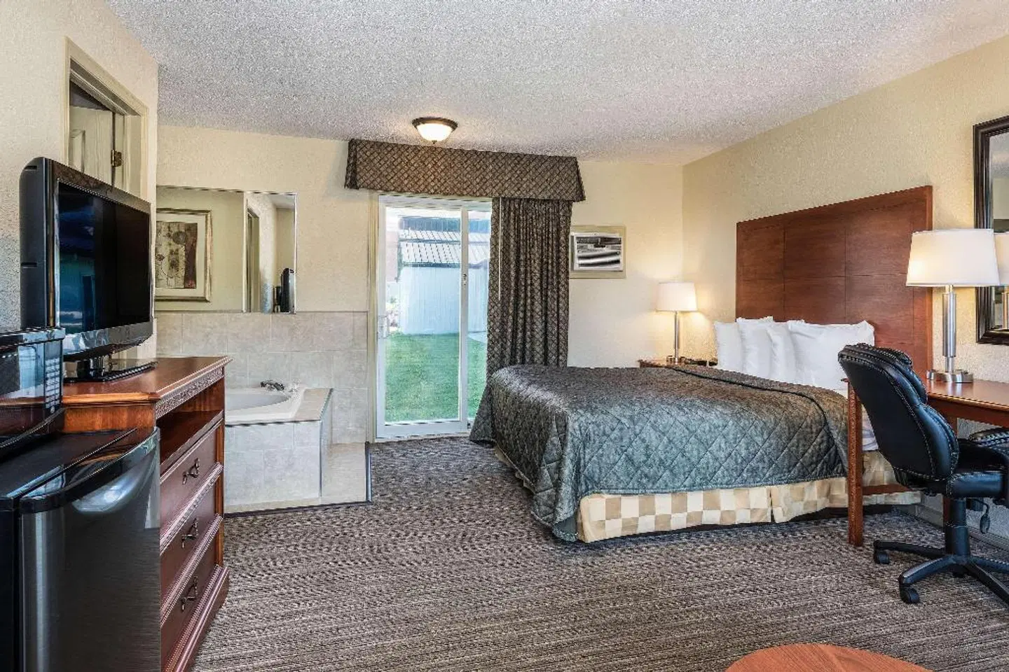 Travelodge Gananoque ROOM_EXAMPLE