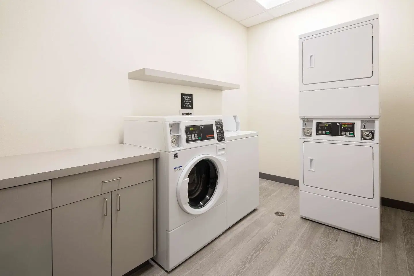 Hampton Inn Santa Cruz West Badezimmer