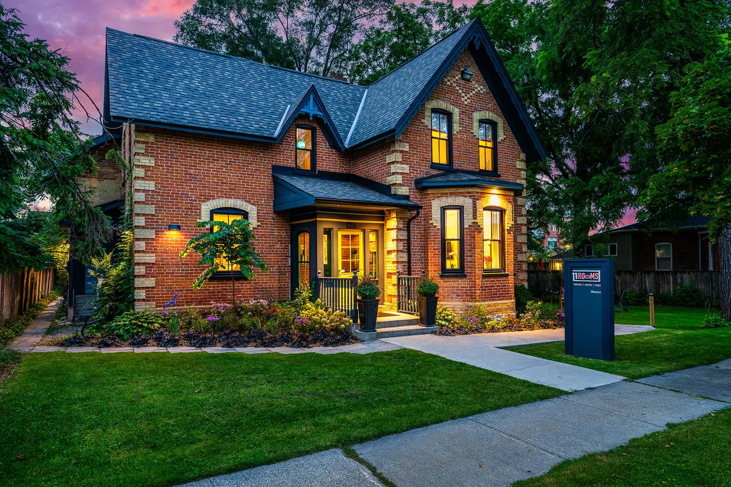 Somewhere Inn Collingwood EXTERIOR