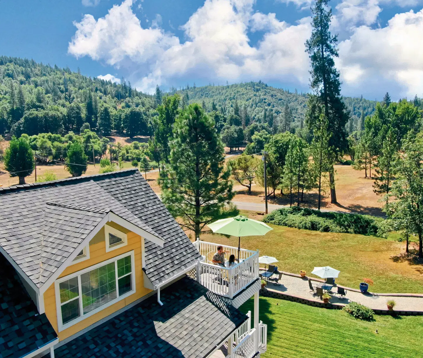 Blackberry Inn Yosemite Groveland Terrasse