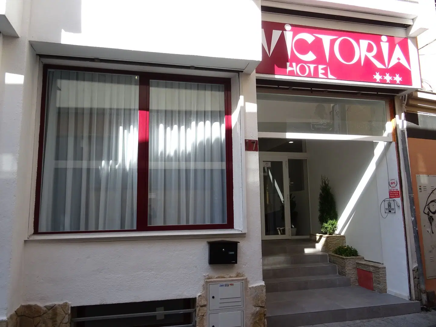 Hotel Victoria EXTERIOR