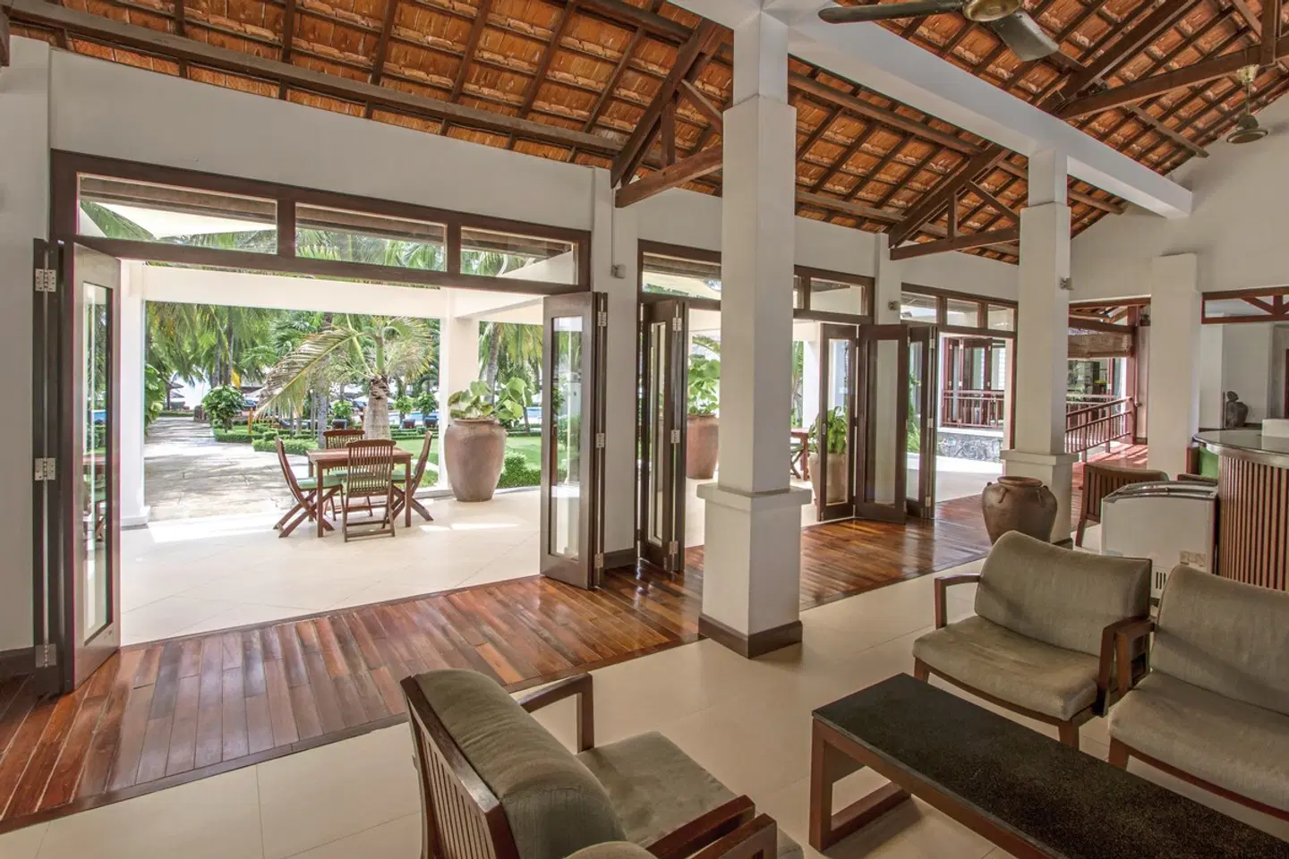 Blue Ocean Resort LOUNGE_LOBBY