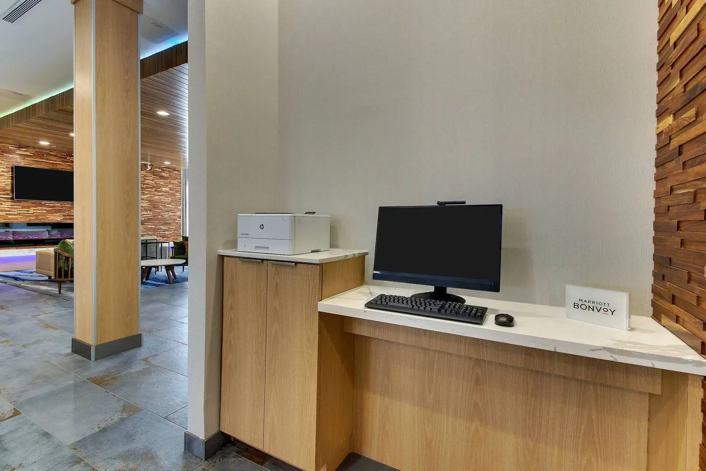 Fairfield Inn & Suites by Marriott Houston Brookhollow Badezimmer