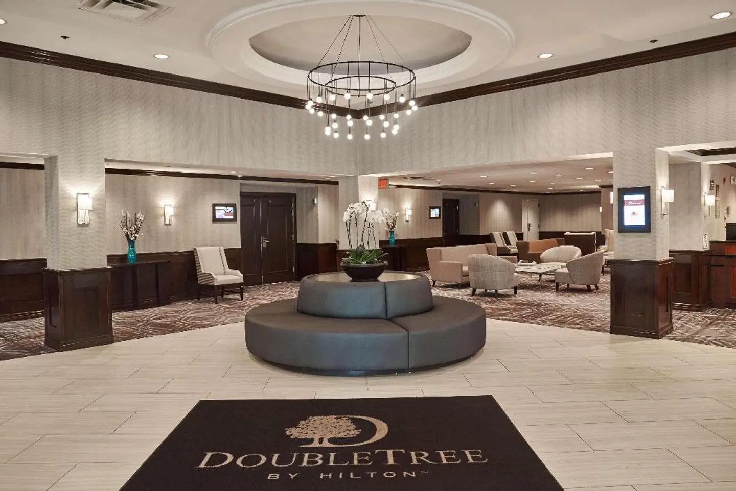 DoubleTree by Hilton Princeton LOUNGE_LOBBY