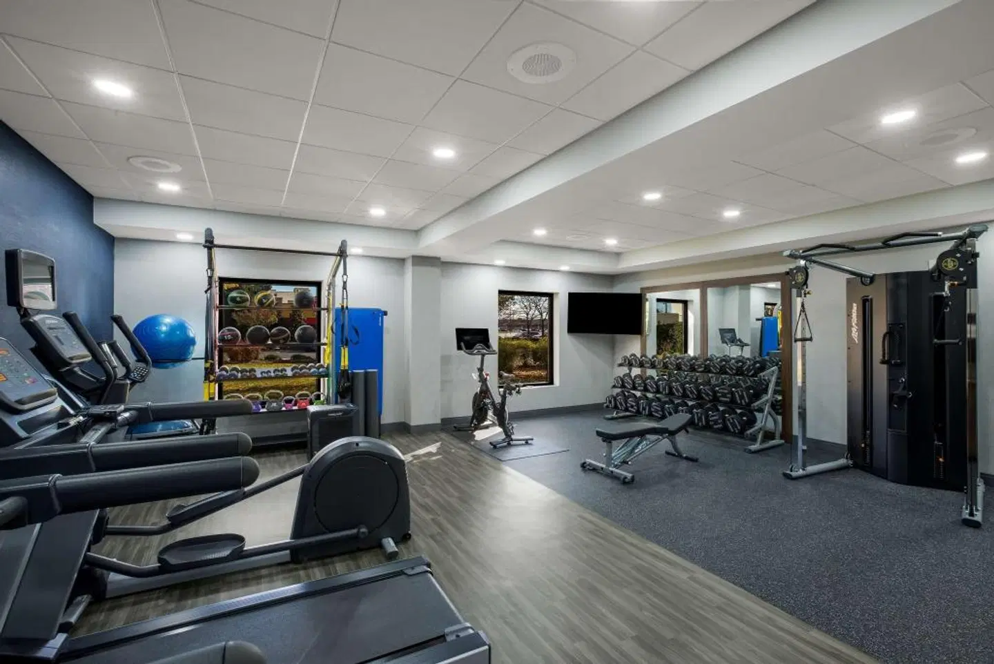 Hampton Inn Linden SPORTS_AND_LEISURE